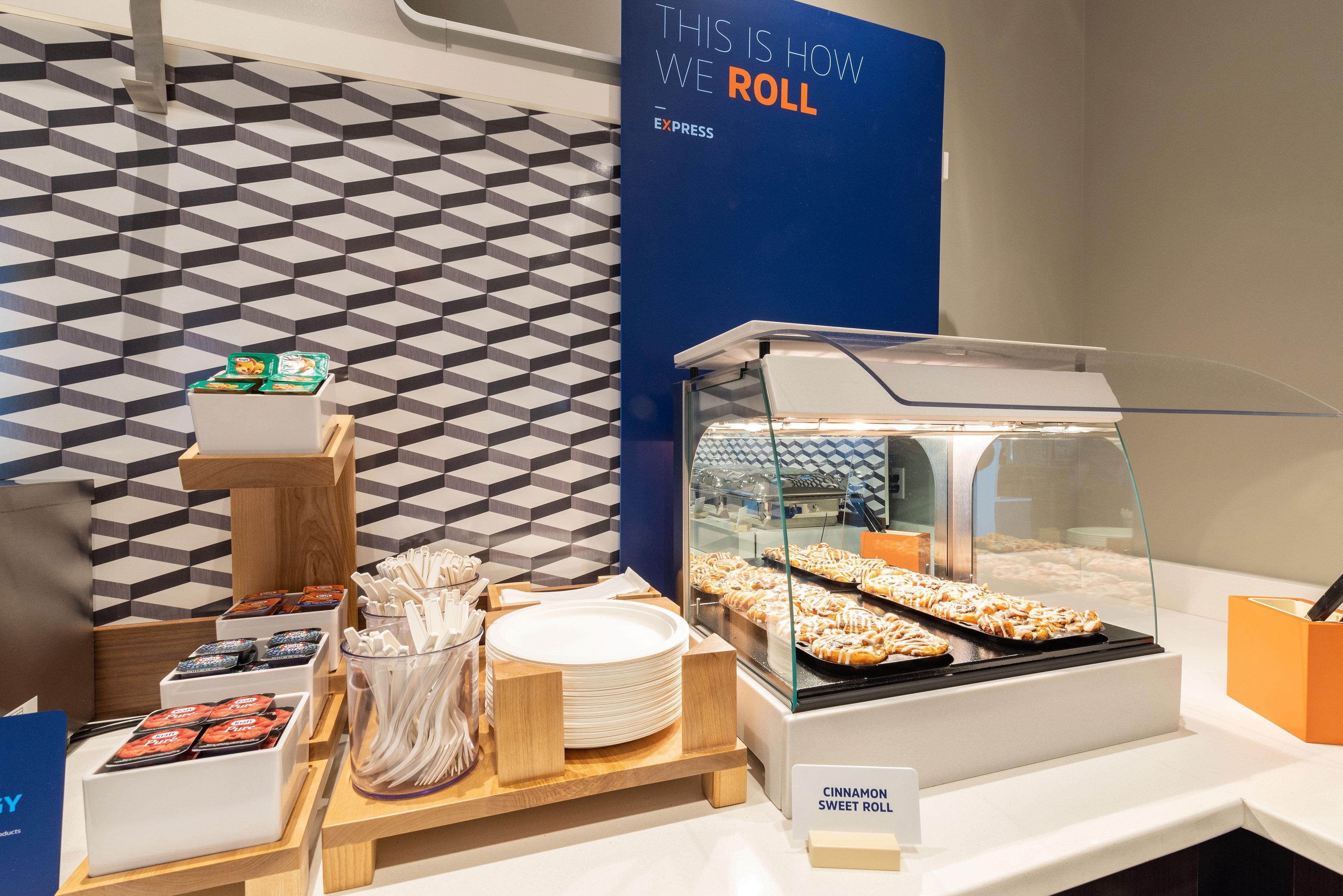Holiday Inn Express & Suites - Oxford By Ihg Esterno foto