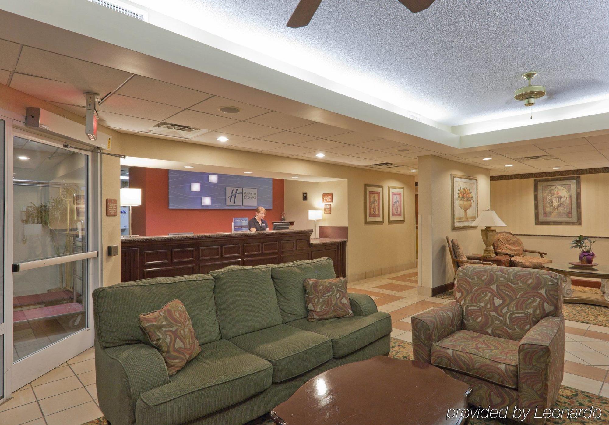 Holiday Inn Express & Suites - Oxford By Ihg Esterno foto