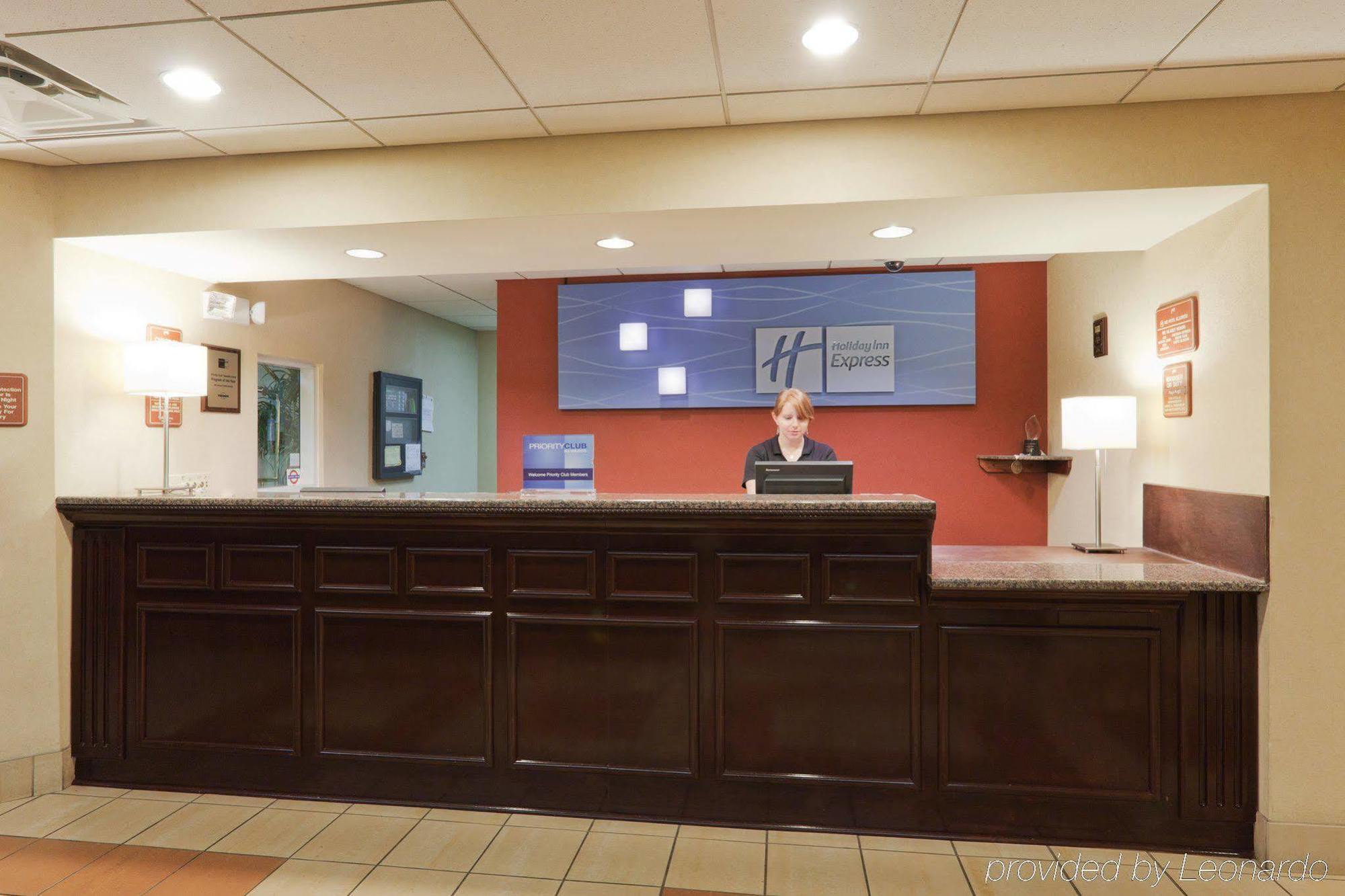 Holiday Inn Express & Suites - Oxford By Ihg Interno foto